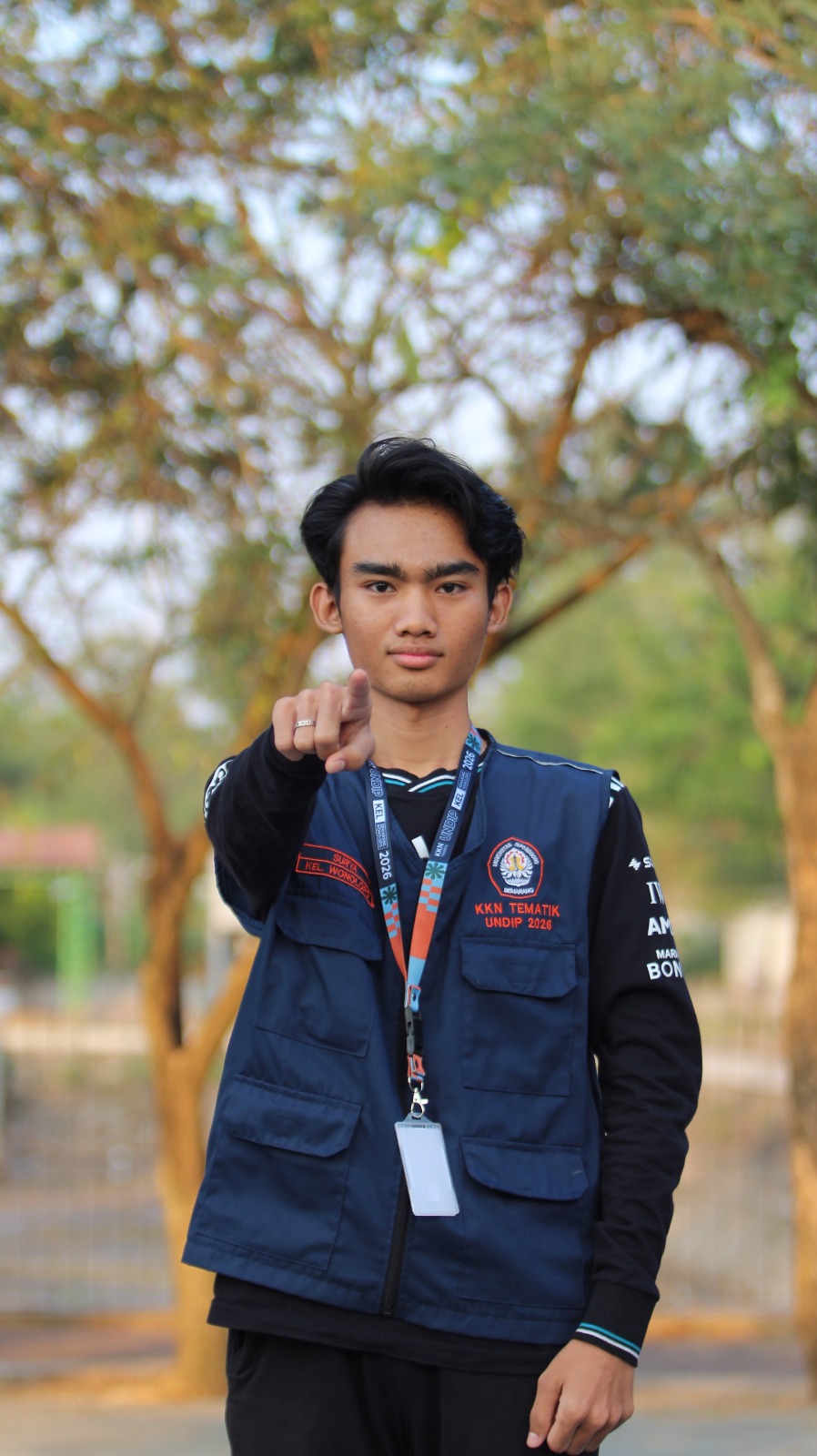 Surya Adi Saputra Pose 2