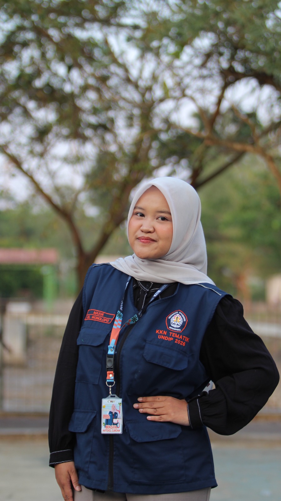 Nabila Masya Aurelia Pose 2